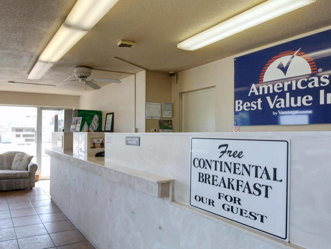 Americas Best Value Inn Alachua Buitenkant foto